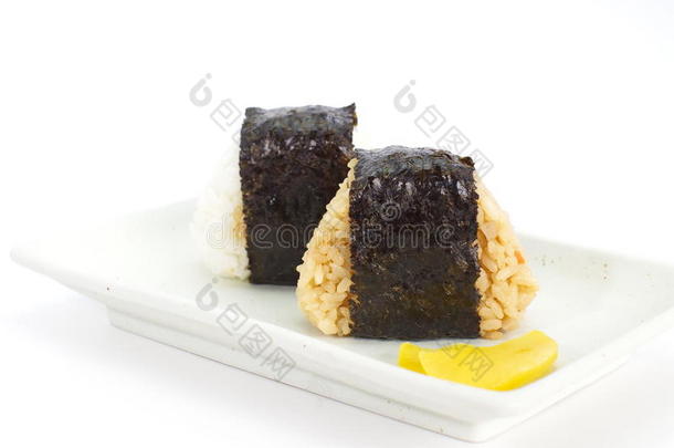 日本料理，<strong>饭团</strong>onigiri