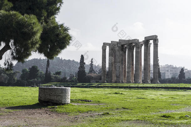 雅典的奥林匹亚宙斯柱