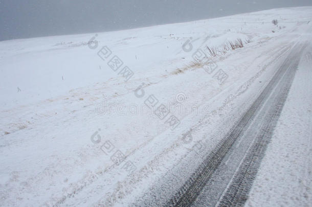 雪地车轨道景观2