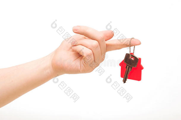 女人在拿房子钥匙
