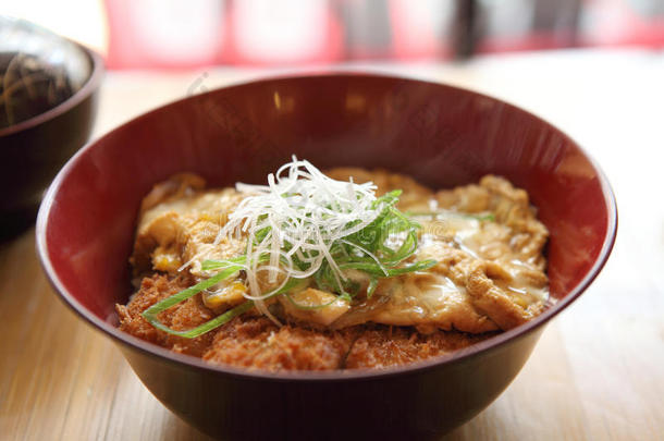 katsudon-日本面包炸猪排（tonkatsu）