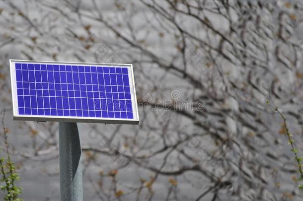 电力和太阳能，太阳能电池板