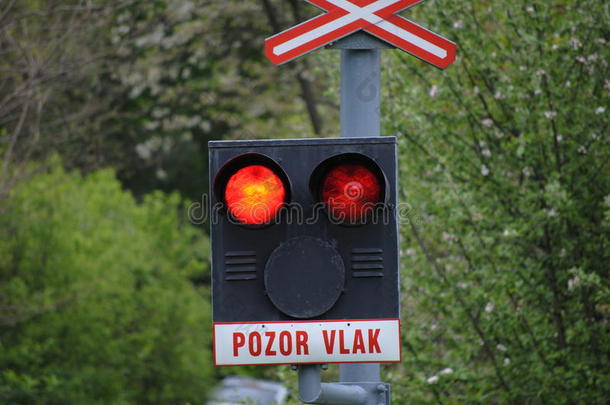 交叉路口的红绿灯