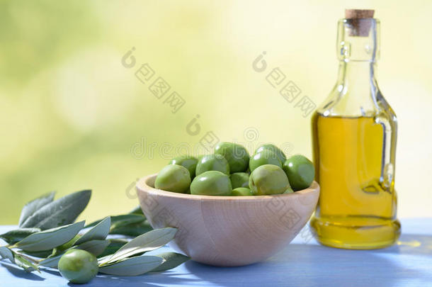 橄揽和橄榄油