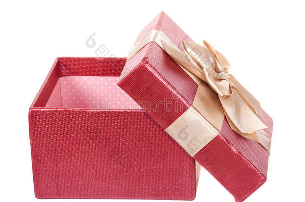 隔离的红色礼品纸板礼品盒
