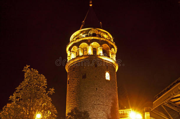 伊斯坦布尔加拉塔塔夜景照片