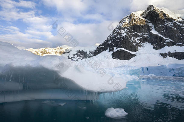 南极南极洲海湾寒冷的环境