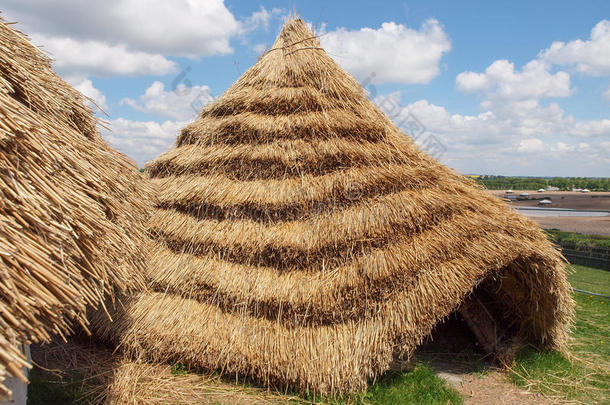 新石器时代的稻草屋