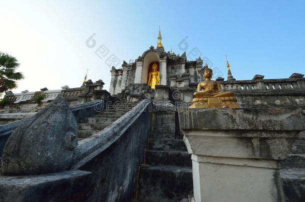 华佛园是泰国兰顺的泰国寺庙