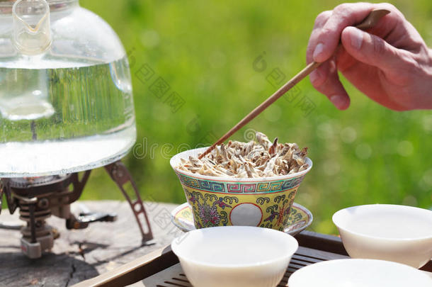 中国传统茶道配件（玻璃茶壶和