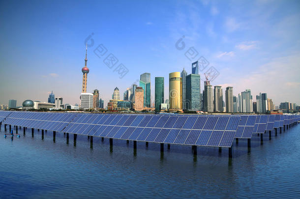 上海外滩生态能源太阳能电池板天际线地标