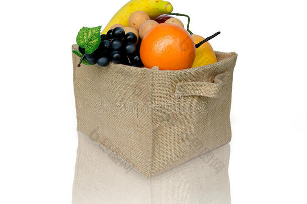 粗麻布盒装水果