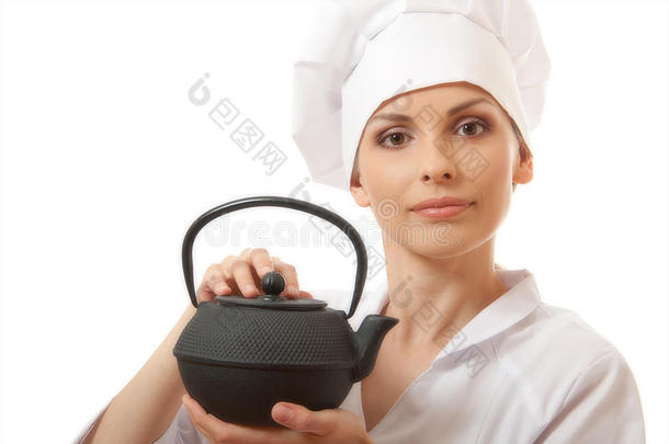 女厨师/厨师穿制服，带茶壶