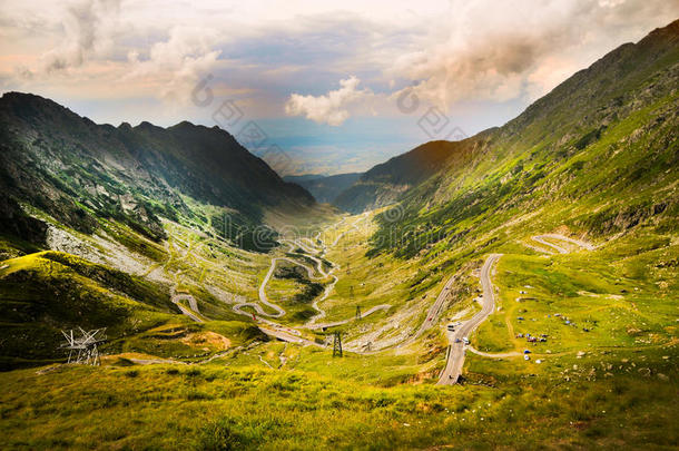 雾山奇景