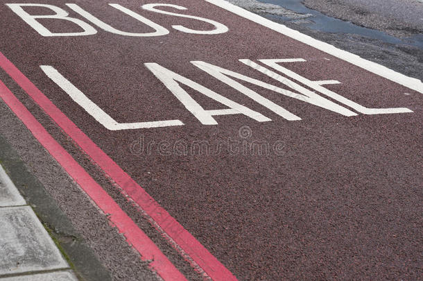 公交专用道道路标线