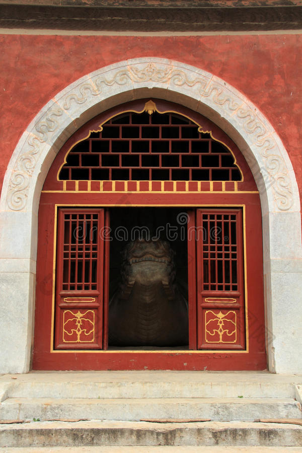 中国清华园大门图片-包图网企业站