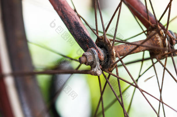 旧自行车轮子