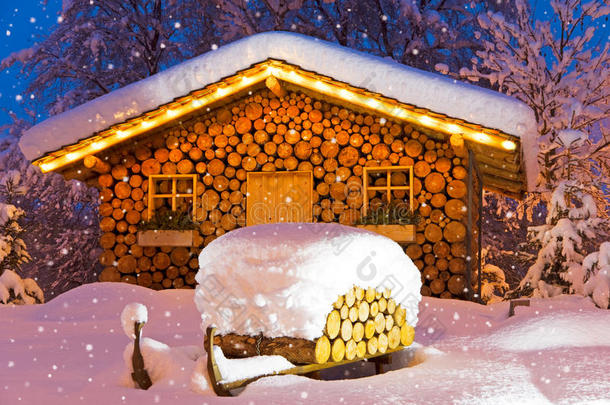 滑雪小屋冬季圣诞节