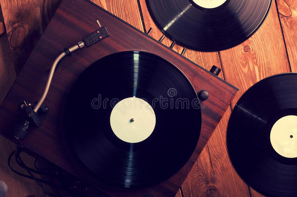 旧留声机和留声机唱片