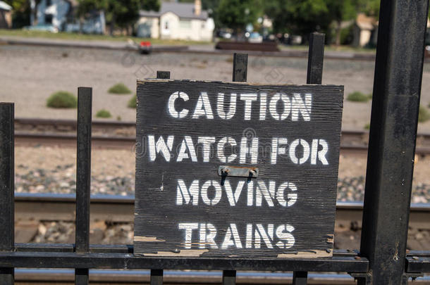 警示列车标志