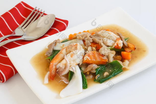 泰国菜肉汁海鲜炒面