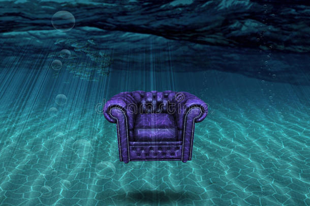 扶手椅漂浮在海底