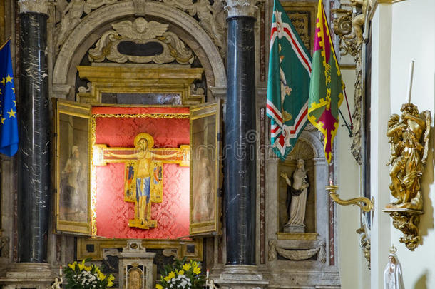 圣卡特里娜卡萨圣图里<strong>奥迪</strong>的鳄鱼教堂。锡耶纳，意大利