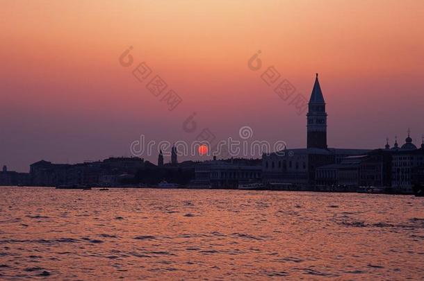 日落之滨，威尼斯，意大利。