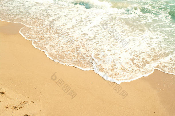 海浪和黄沙