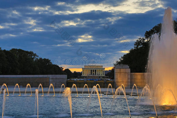 华盛顿特区二战纪念碑之夜