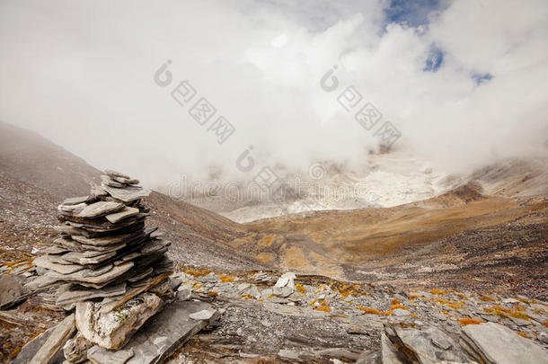 himalayas昆布谷山口石刻