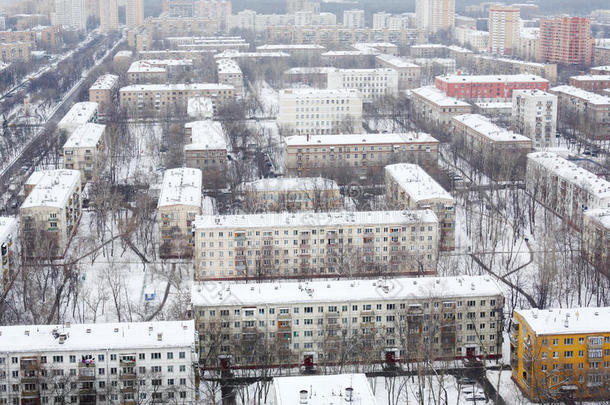 莫斯科<strong>冬季</strong>住宅区的许多<strong>房屋</strong>