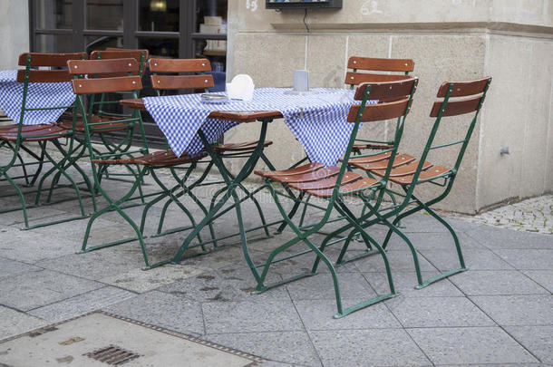 柏林咖啡厅露台桌椅