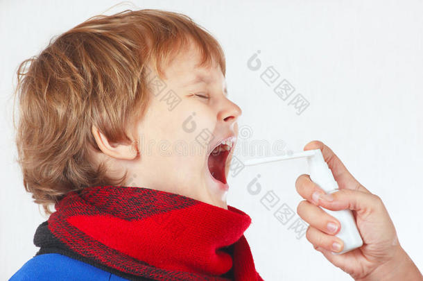 小病童用医用气雾剂呼吸