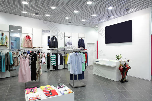 欧洲全新服装店