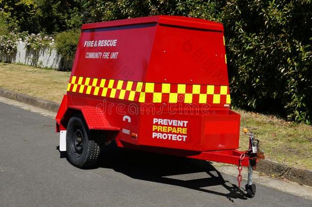 澳大利亚：郊区街道的社区消防队