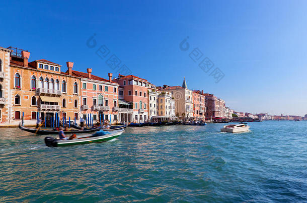 威尼斯，大运河景观，意大利。阳光明媚的一天