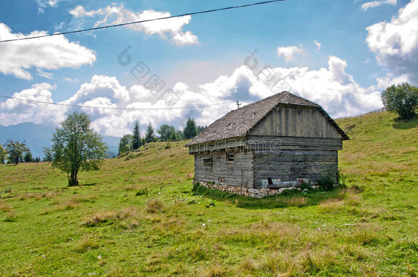 废弃的小屋