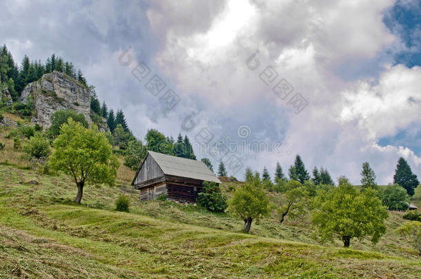 废弃的小屋