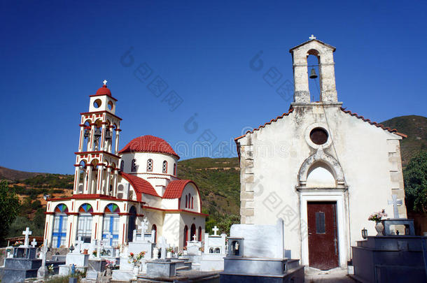 东正教礼拜堂、墓地和教堂