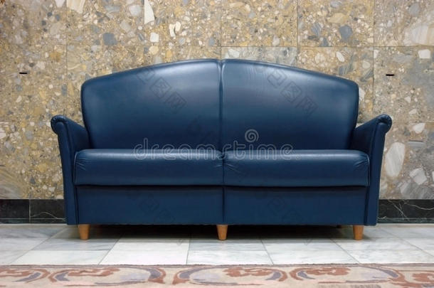 蓝色真皮沙发
