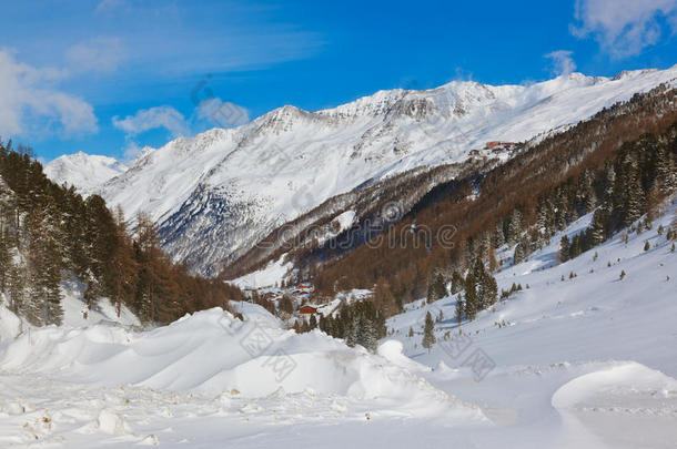 奥地利奥伯格尔山地滑雪场