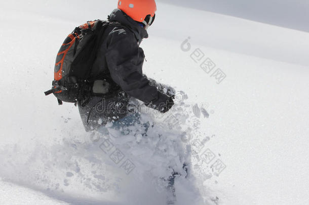 滑雪板自由行者