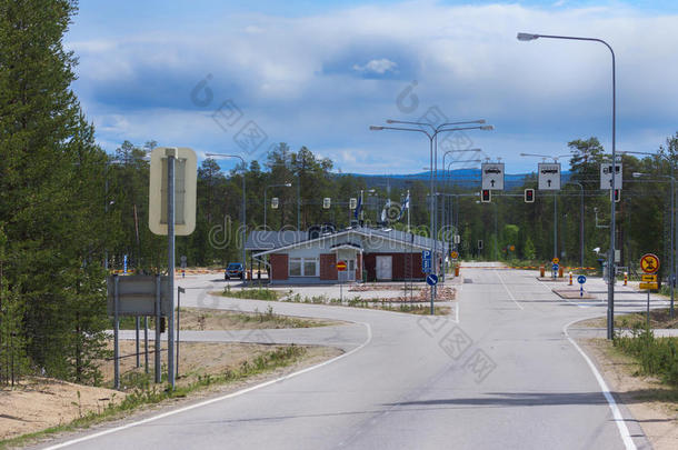 芬兰拉普兰的拉贾乔斯平俄罗斯边境口岸。