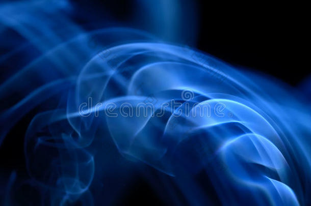 蓝色抽象背景-<strong>黑烟</strong>。