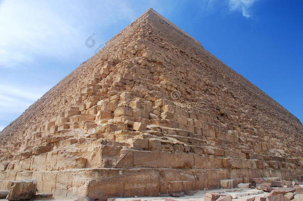 卡弗雷金字塔(；切夫伦金字塔)；。吉萨。埃及