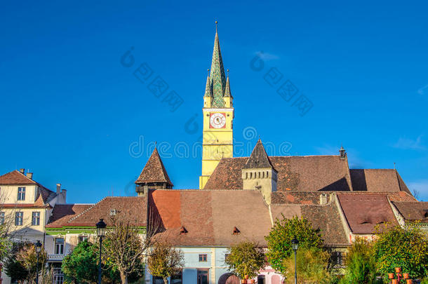 中世纪的中世纪防御教堂