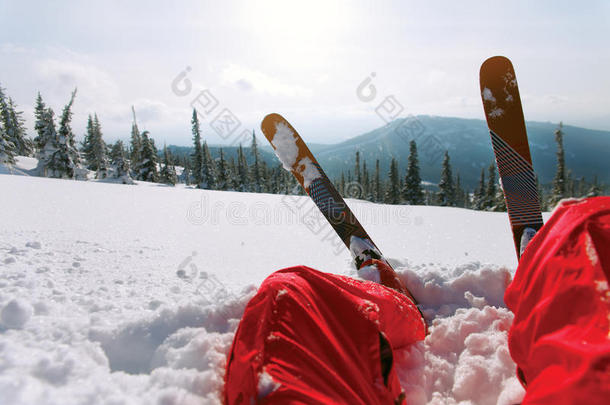 滑雪山和滑雪景观