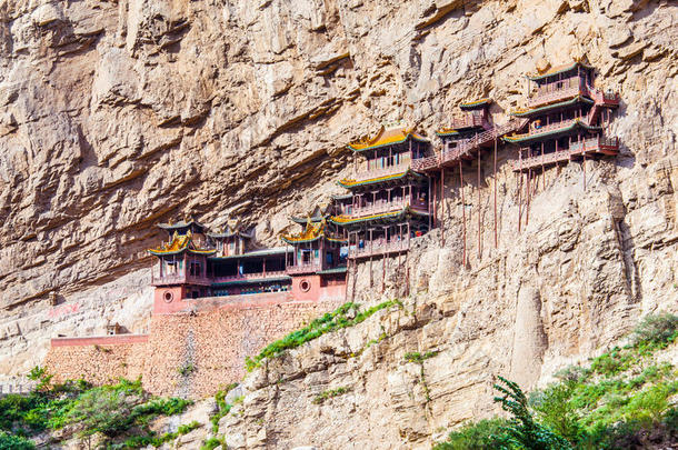 衡山悬空寺。