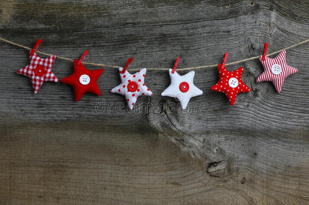 圣诞快乐悬挂装饰红白相间的织物星星